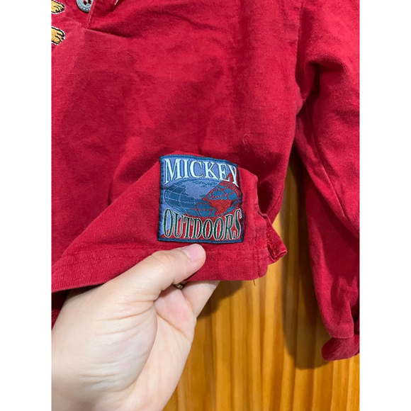 Vintage Disney Mickey & Co Embroidered Pluto Mickey Outdoors Henley Long Sleeve - Picture 2 of 6